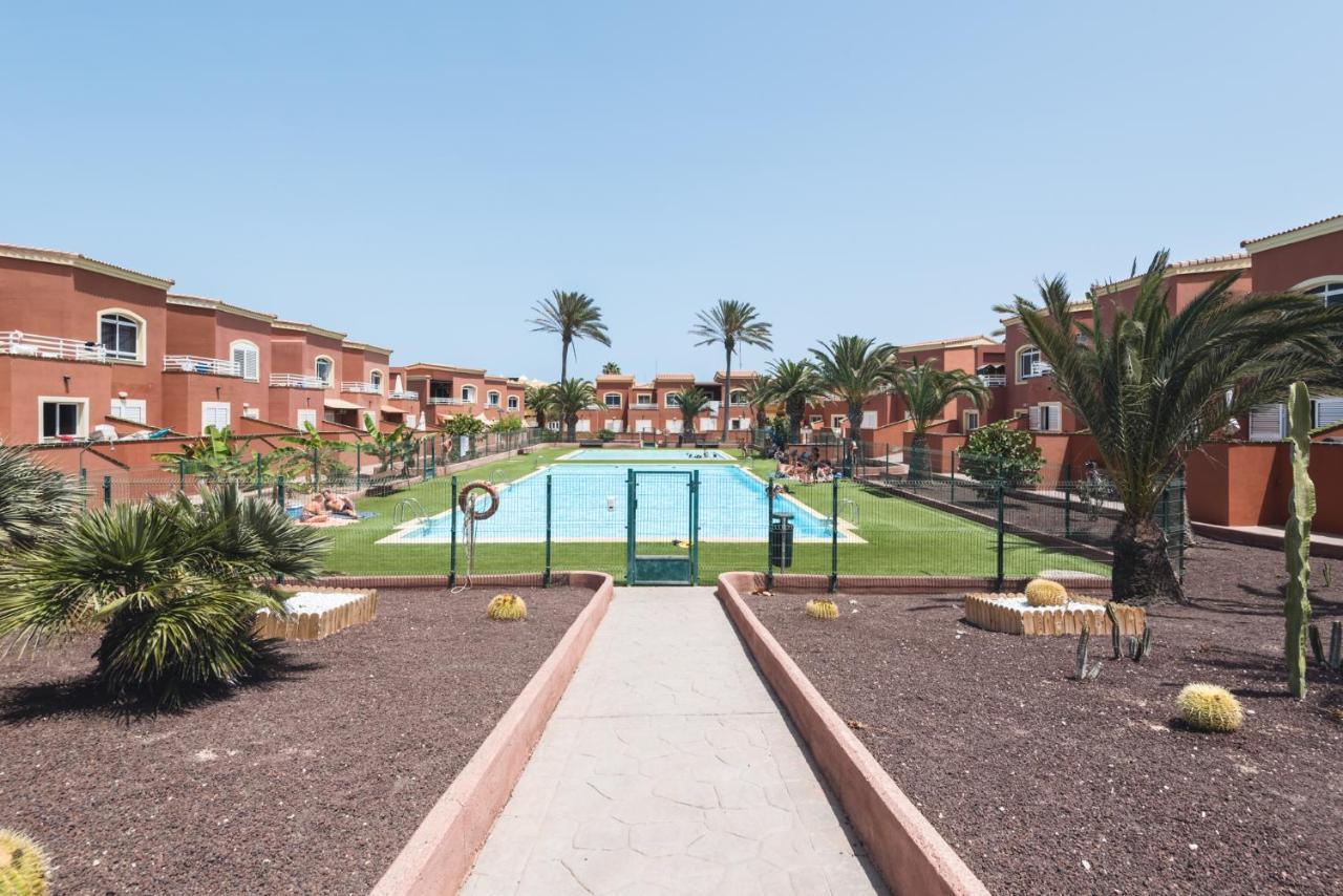Em Holidays Corralejo Bagian luar foto